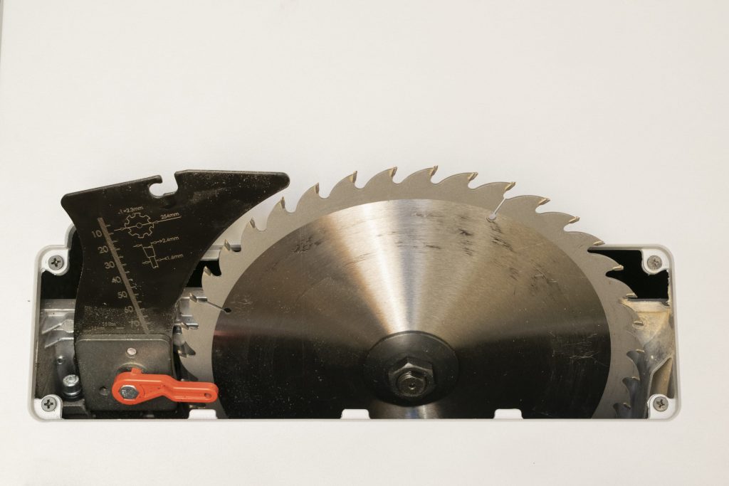 Metabo TS 254 M Table Saw Blade and Riving Knife