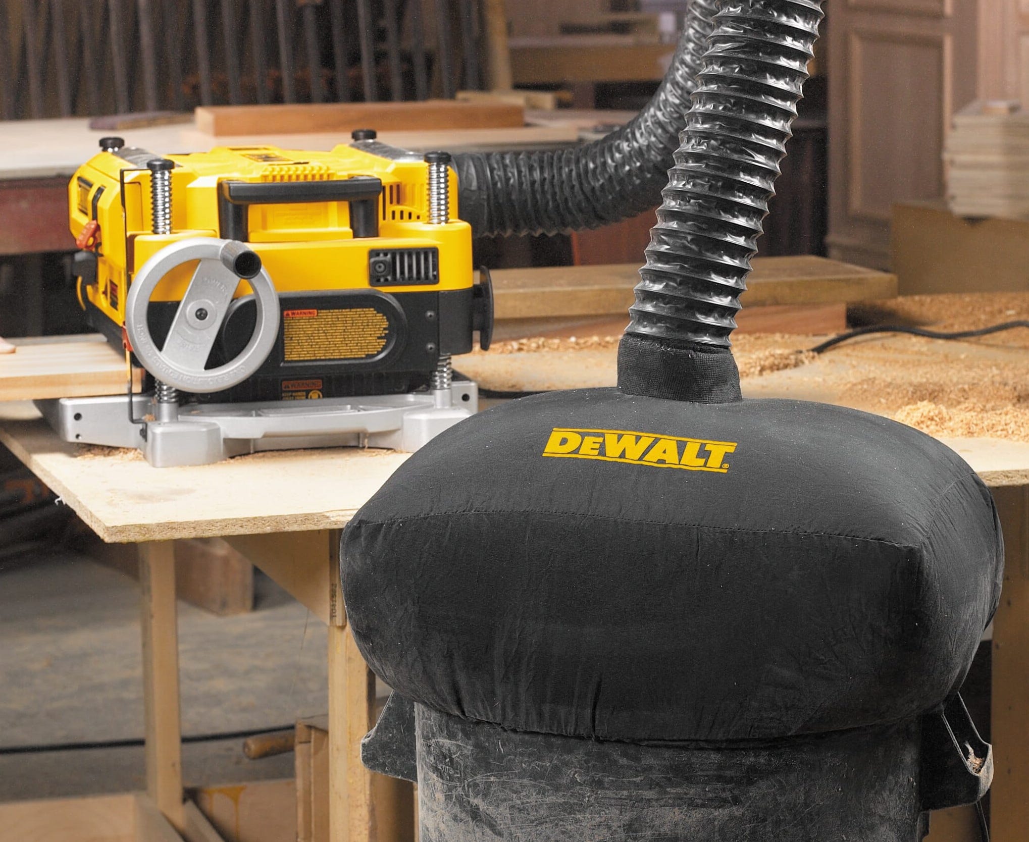 DeWalt DW735 vs Makita 2012NB Finding the best premium benchtop planer Machine Atlas