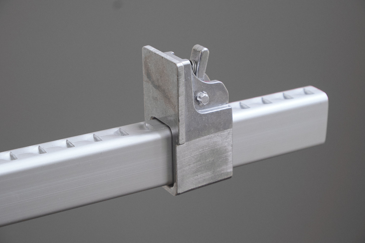 Dubuque Bar Clamp Review Lightweight excellence Machine Atlas